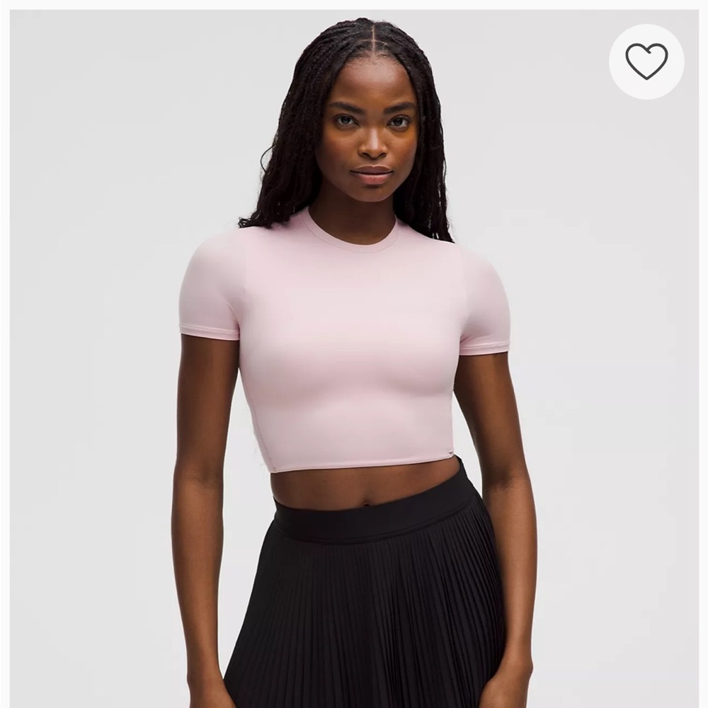 Wundermost Ultra-Soft Nulu Crewneck Cropped T-Shirt
Pink Haze 
NWT
Large